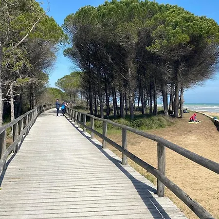 Spacious Flat With Pool View Daire Bibione