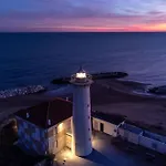 Lägenhet Spacious Flat With Pool View