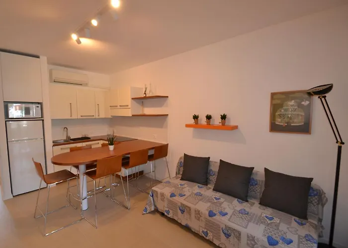 Spacious Flat With Pool View * Bibione
